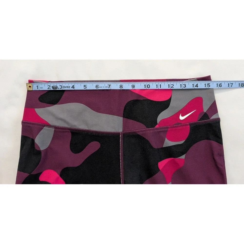 Nike Dri Fit Women's Cropped Capri Pants Leggings Black Pink Camouflage Large L